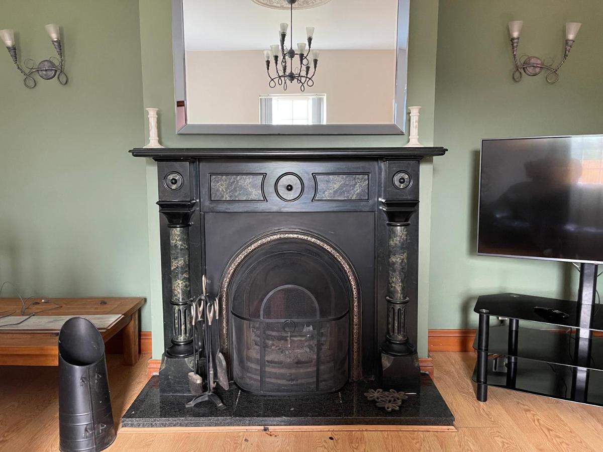 Ballinderry Station Cottage - Luxury Stay. Lisburn Extérieur photo
